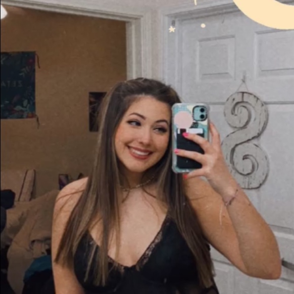 Meet your Posher, Lexi